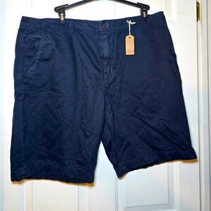 American Eagle Men’s Classic At The Knee Navy Short NWT Size 40
